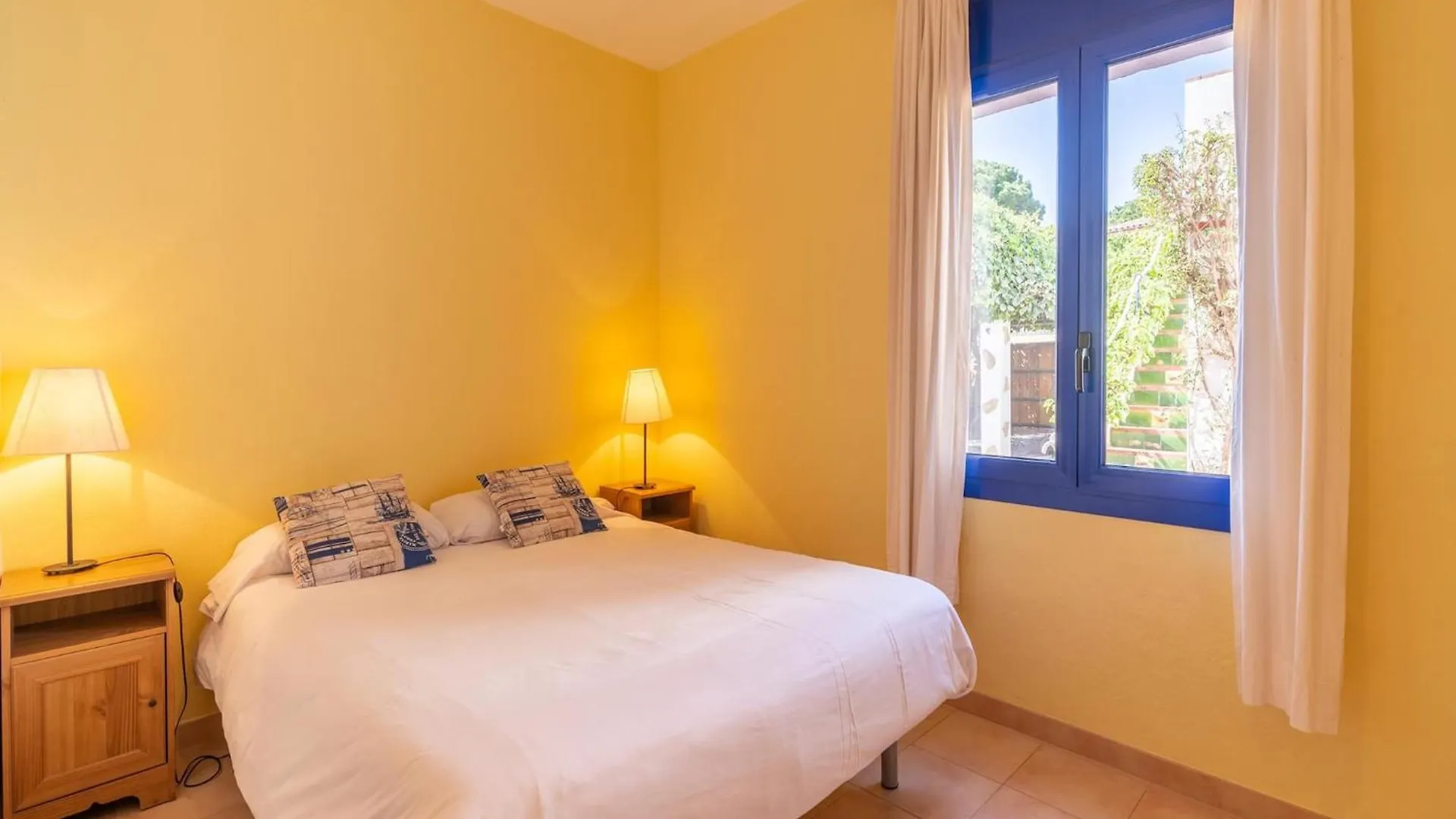 Villa With Private Pool And Large Garden L'Escala