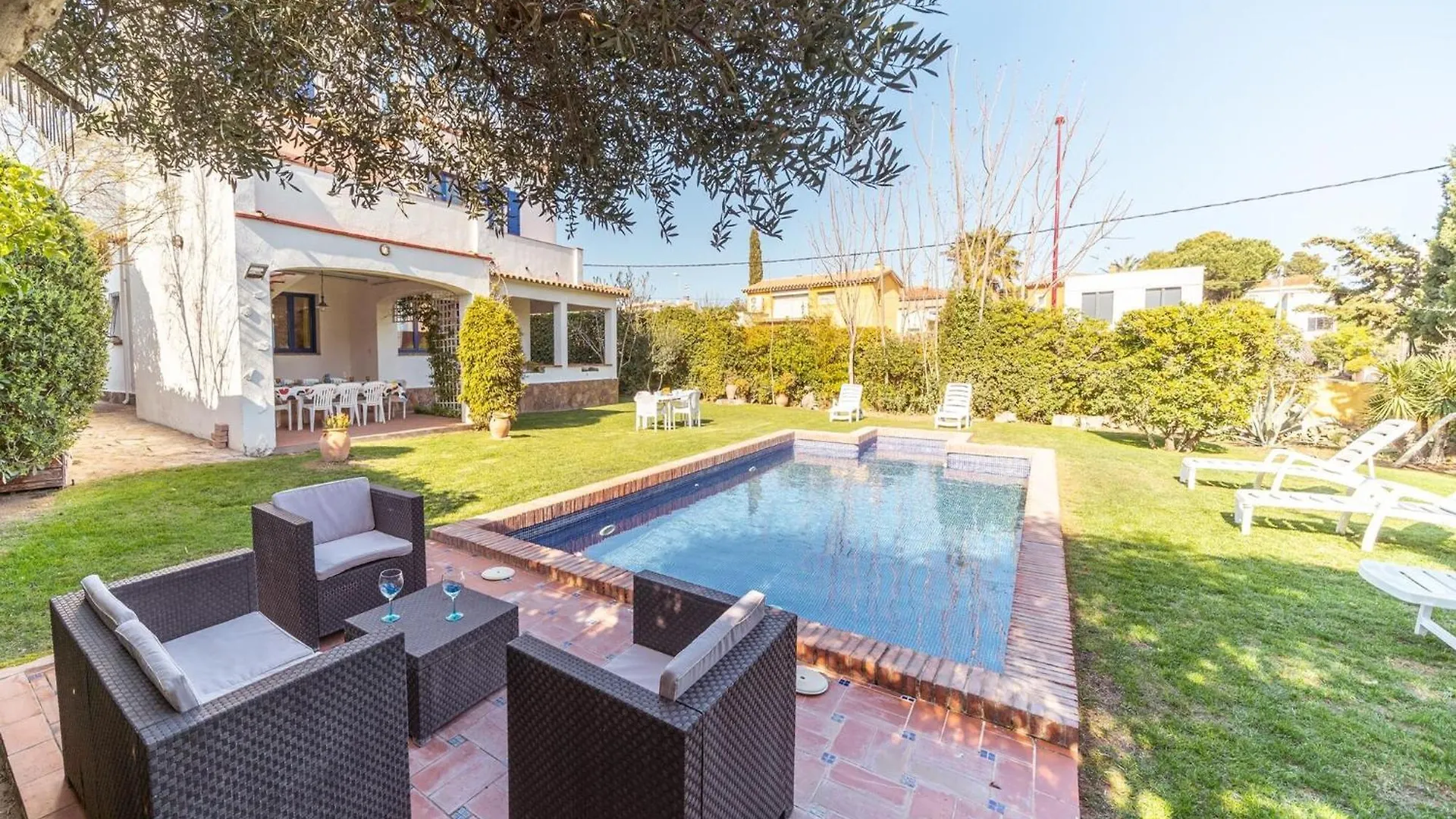 Villa With Private Pool And Large Garden L'Escala Spain
